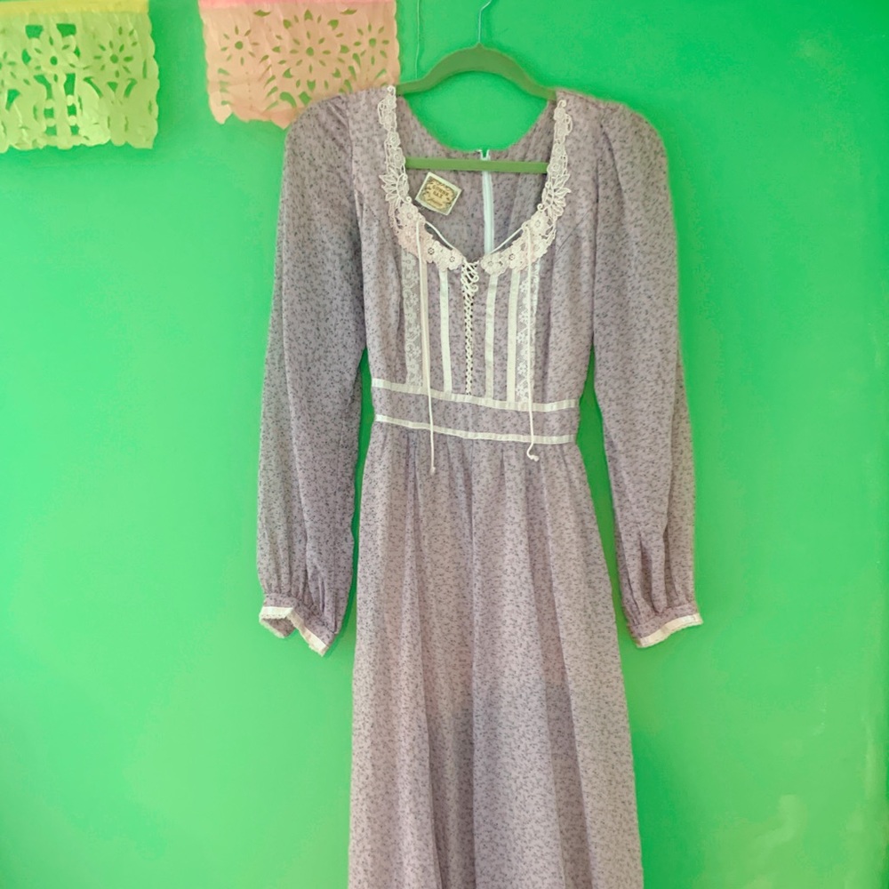 Gunne sax size medium medium dress
